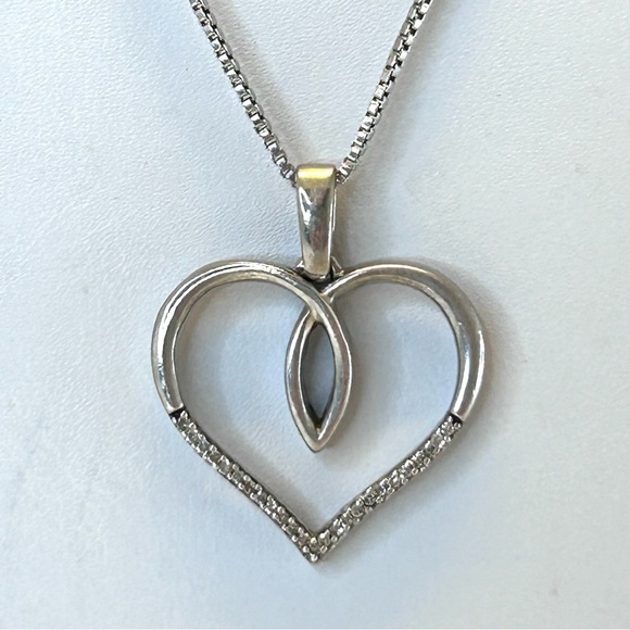 Genuine Diamonds Sterling Silver Italy Heart and 24 Necklace 18” - Picture 5 of 7